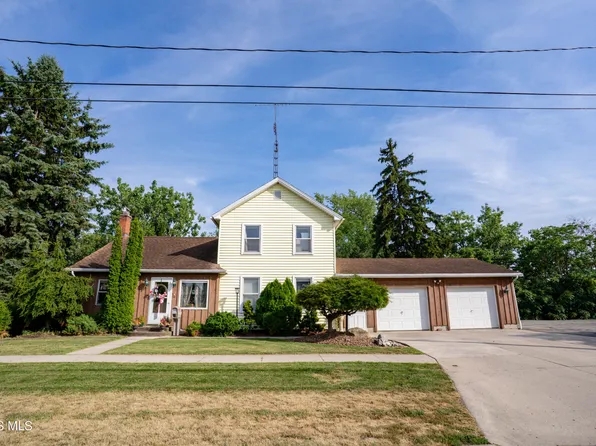 133 E Front St, Napoleon, OH 43545