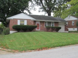 1172 Longridge Dr, Saint Louis, MO