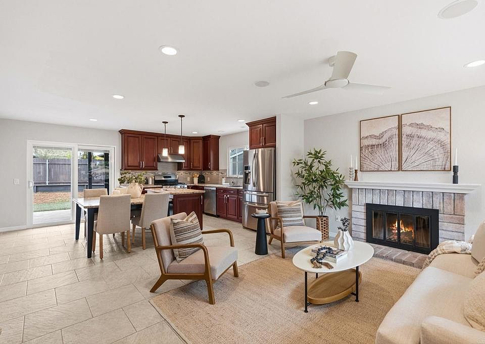 1st image of 11721 Giles Way