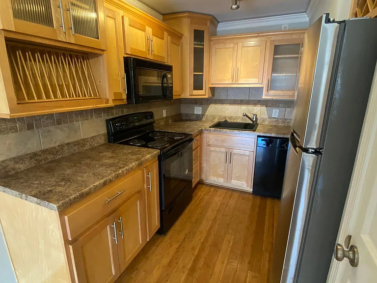 760 E Campus Rd #61 — Photo 4
