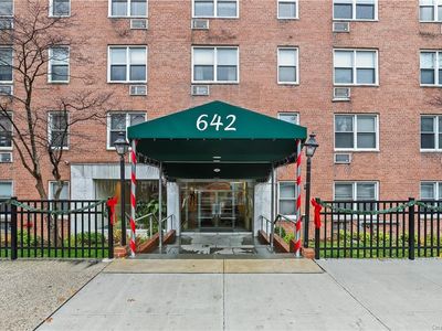 642 Locust St APT 4F, Mount Vernon, NY, 10552
