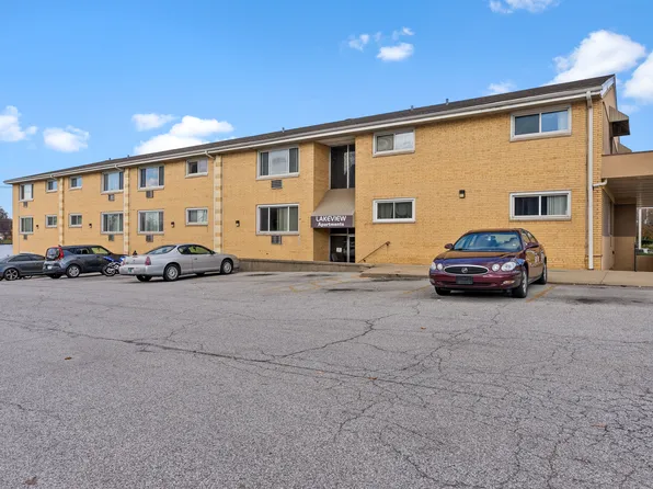 136 Main St #203, Hobart, IN 46342