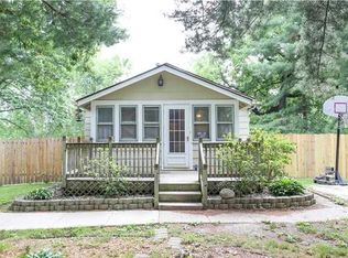 2511 E 33rd St, Des Moines, IA 50317