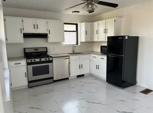 720 Water St FLOOR 2, Conneaut Lake, PA 16316