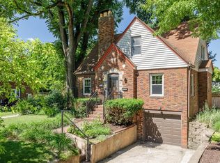 2008 39th St, Des Moines, IA 50310