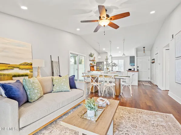 507 AQUATIC Drive, Atlantic Beach, FL 32233