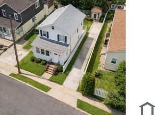 137 Fulton St, Staten Island, NY