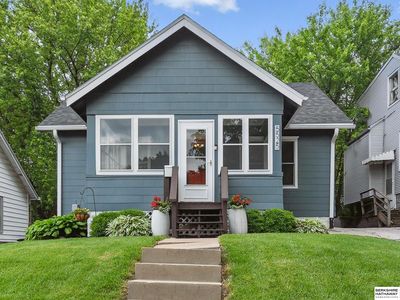 5525 Pine St, Omaha, NE, 68106