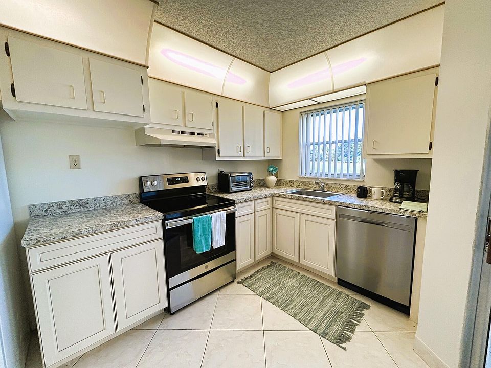 1st image of 3951 Via Poinciana #115