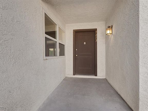 3rd image of 4273 Sun Vista Dr