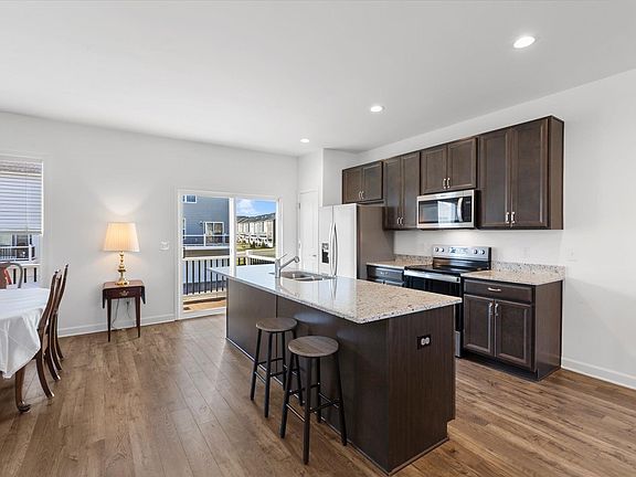 5th image of 3004 Deptford St
