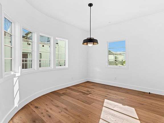 5th image of 1134 17th St APT D