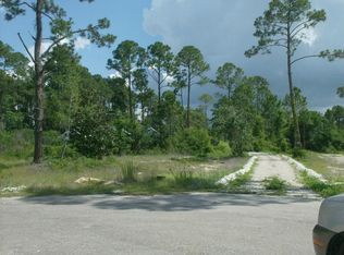 227 Franklin St, Carabelle, FL 32322