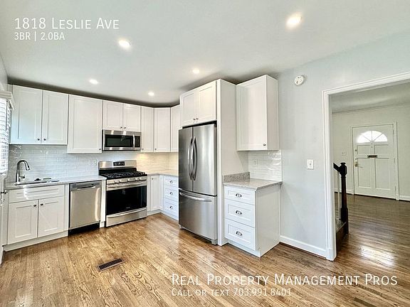 5th image of 1818 Leslie Ave