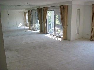 4th image of 1535 Park Ave