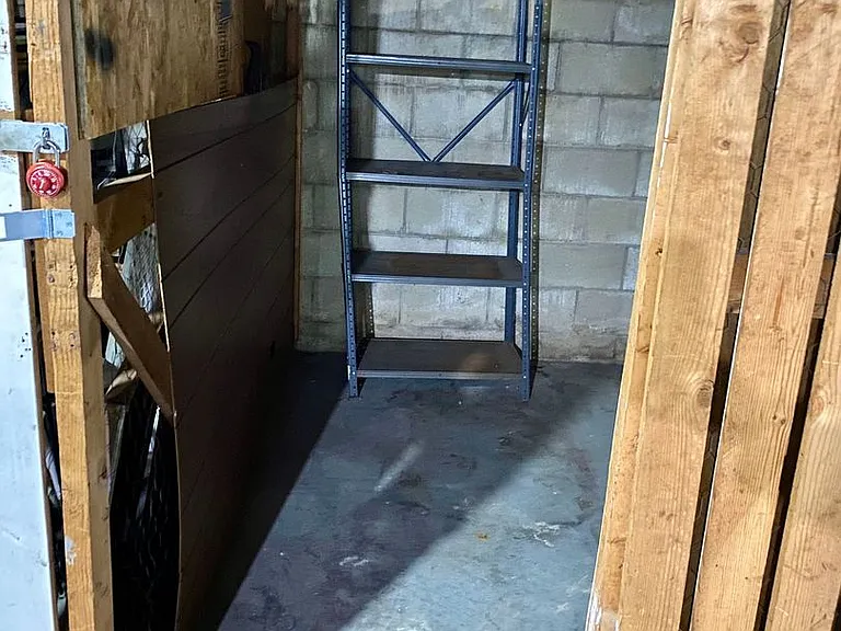 2738 E Bolivar Ave — Photo 10