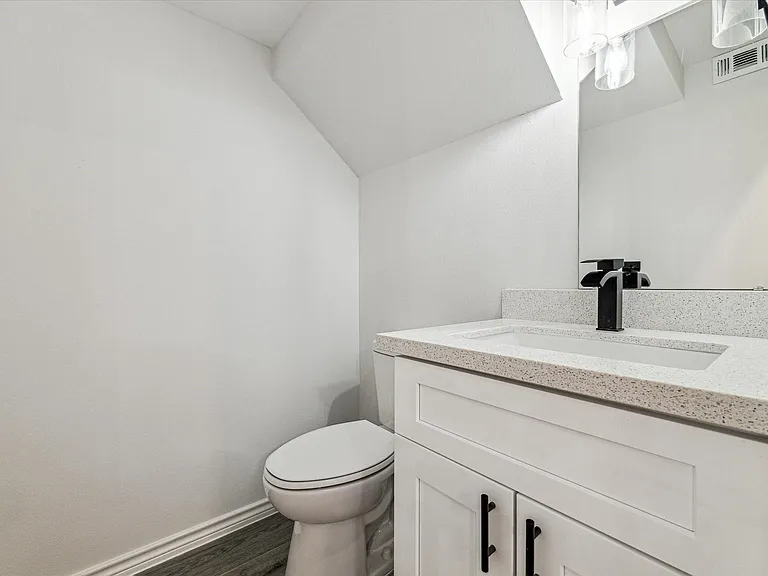 978 Marjorie St #1 — Photo 9