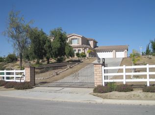 18270 Swallowtail Ln, Riverside, CA 92504