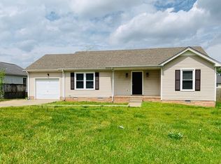 1045 E Monica Dr, Clarksville, TN 37042