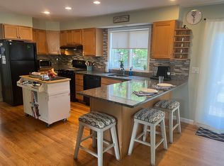 323 County Rd, Oak Bluffs, MA 02557