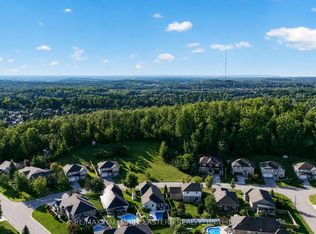 406 Country Ln, Selwyn, ON K9L 2A8