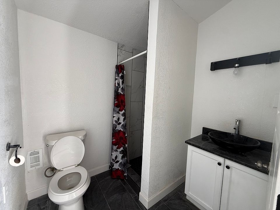 1st image of 231 E Lubbock St #1