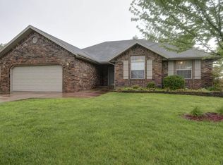 3765 S Suburban Ave, Springfield, MO 65807