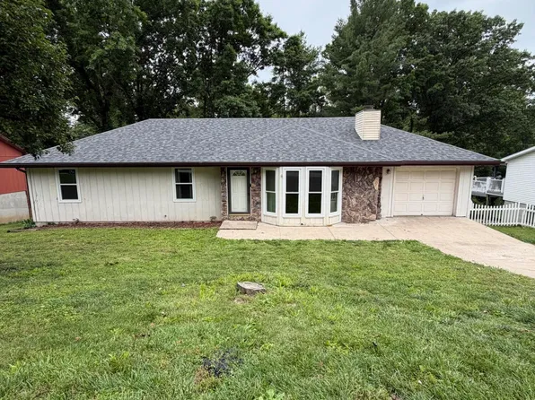 2014 Sandra Dr, Jefferson City, MO 65101