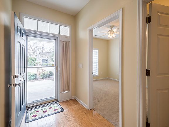 4th image of 5126 Elton Drive SE