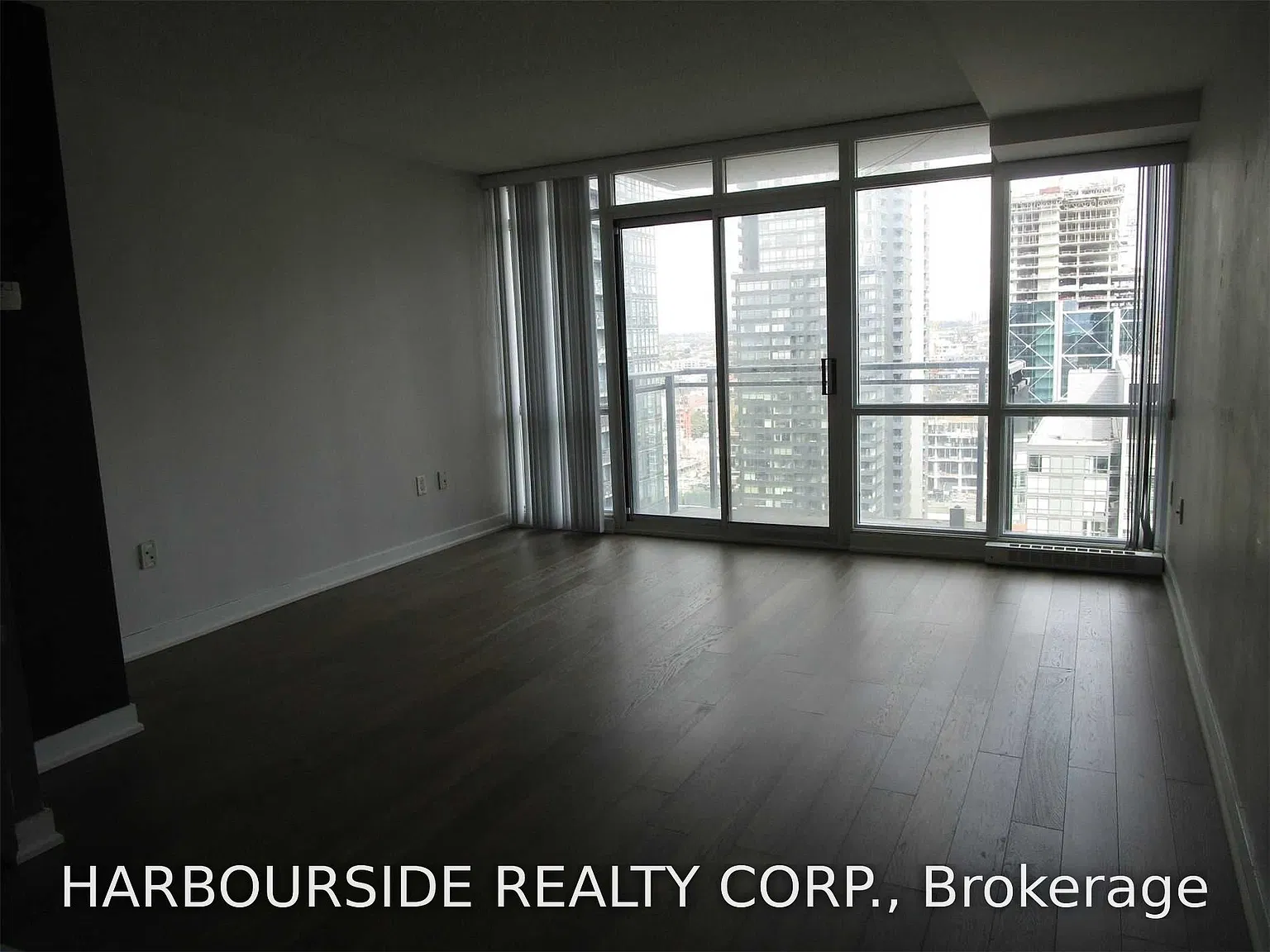 11 Brunel Ct — Photo 4