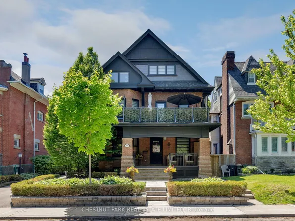 386 Palmerston Blvd, Toronto, ON M6G 2N6
