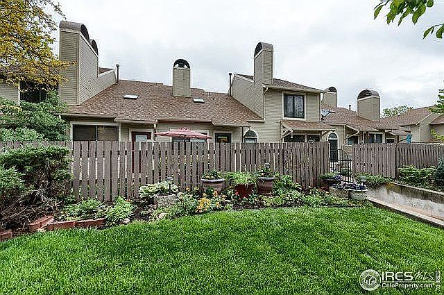 2nd image of 394 S Taft Ct