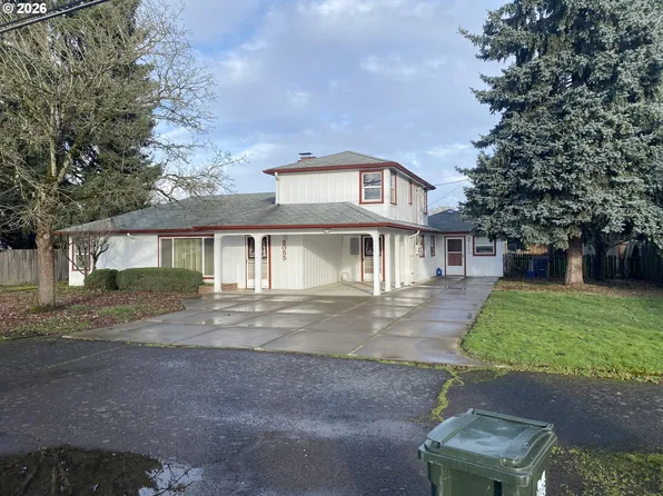 2055 Devos St, Eugene, OR 97402