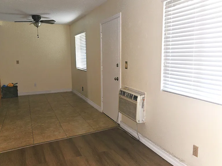 4700 Clair Del Ave #506 — Photo 7
