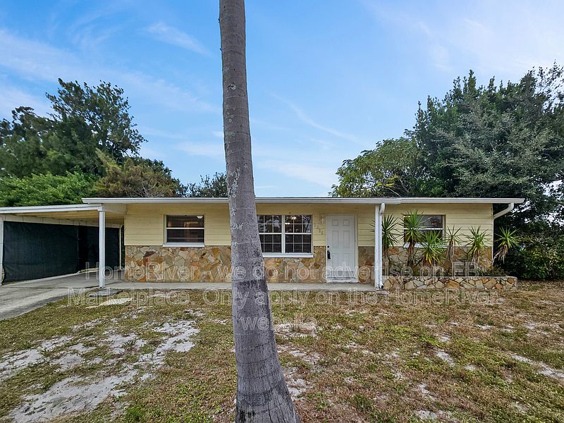 1st image of 2356 Shelby Dr