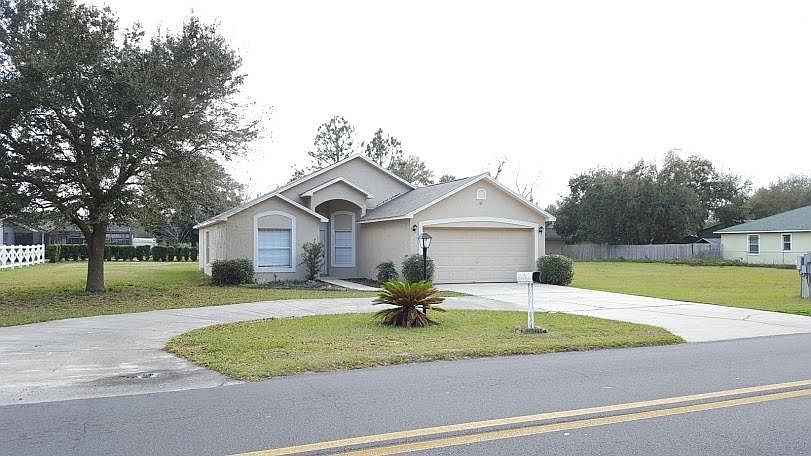2 Car garage with Circular Drive