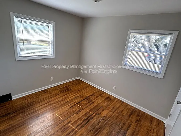 1650 S Mission Rd — Photo 10