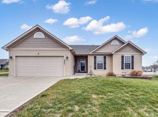 2301 Central Park Dr, Troy, MO 63379