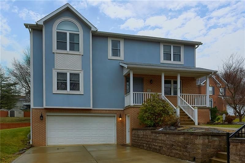 1st image of 715 Rosewood Dr