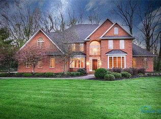 460 Scarlet Oak Dr, Findlay, OH 45840