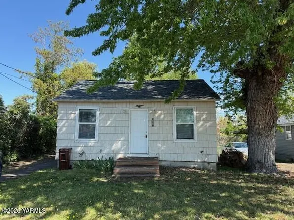 721 N 15th Ave, Yakima, WA 98902