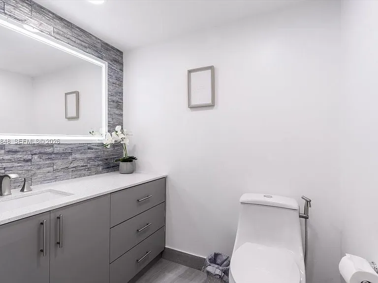 600 Three Islands Blvd #1413 — Photo 9