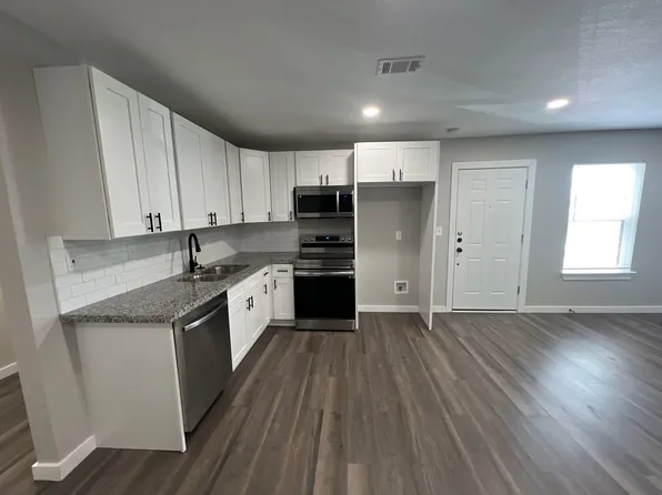 7317 Briefway St #1/2, Houston, TX 77087