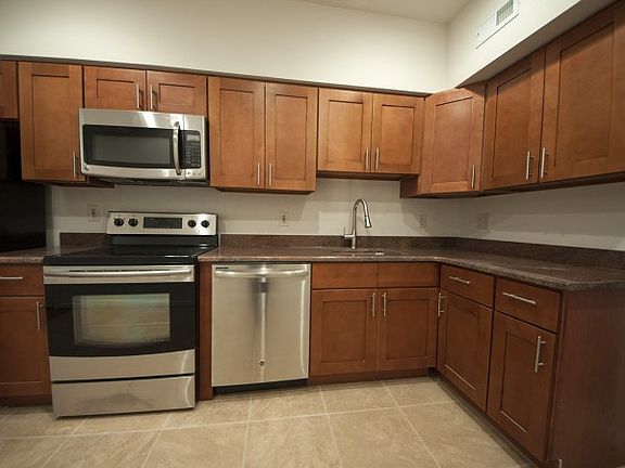 5th image of 1720 N Bouvier St #1