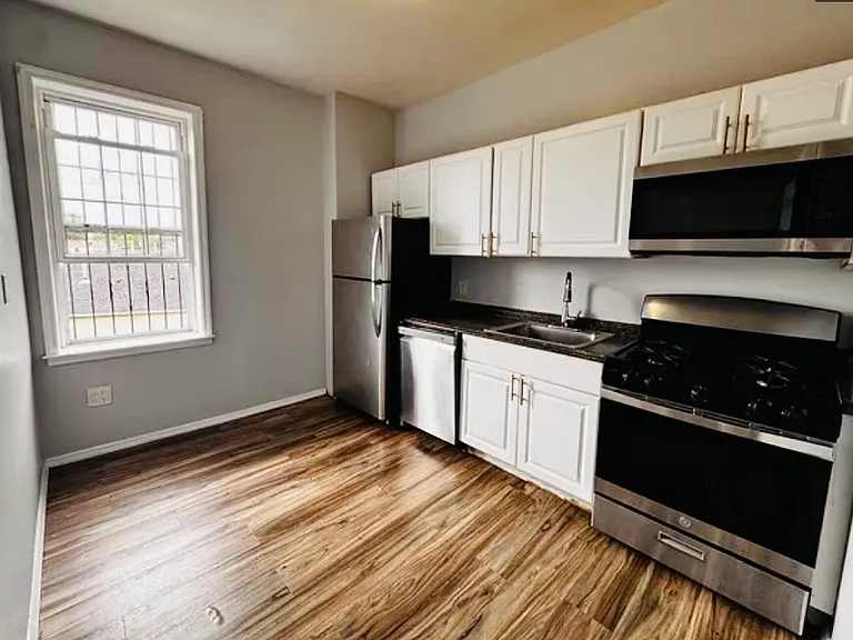 595 Ocean Ave #3-1 — Photo 7