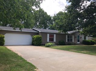 67258 Becky Ln, South Haven, MI 49090