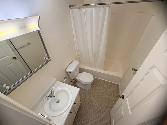 5th image of 9 Penwood Dr #4