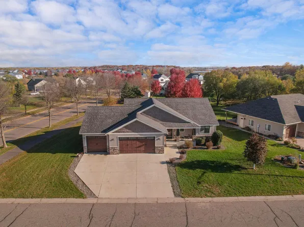 4703 2nd St NE, Saint Cloud, MN 56304
