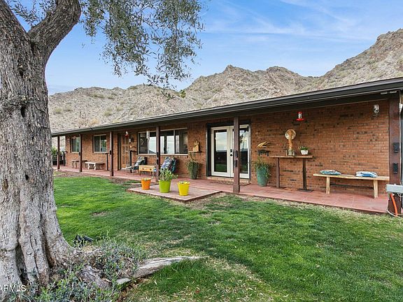 4th image of 1844 E Cinnabar Avenue