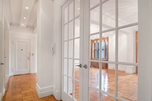 Rented by WAM Partners - William Moses Co. | media 12